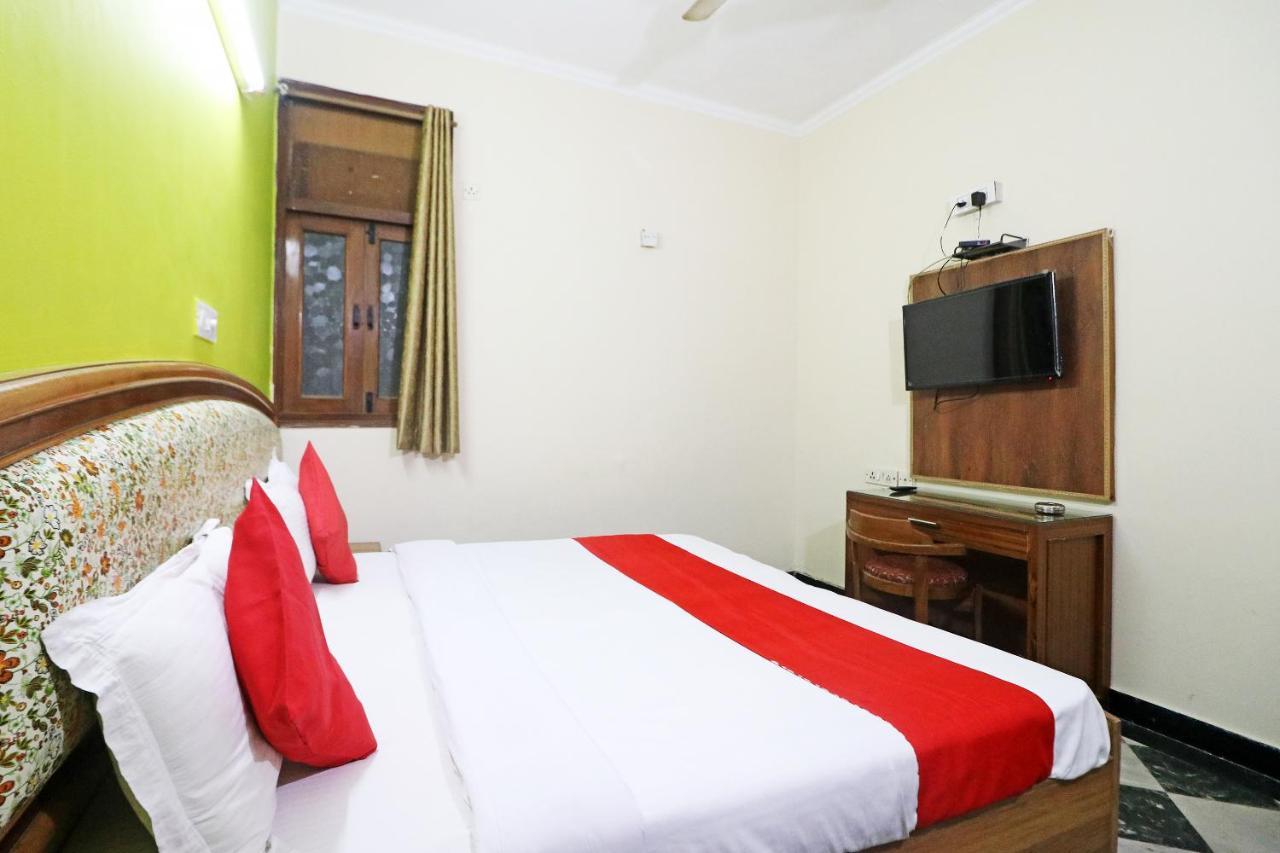 Hotel Westend Holiday Home 5 Mint From Nizamuddin Railway Station Nova Deli Exterior foto